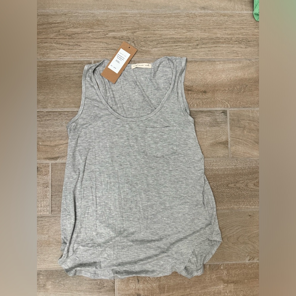 Niyama Sol boyfriend tank grey NWT size L